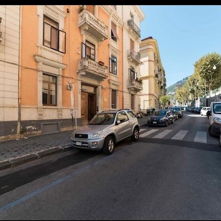 萨莱诺Casa Maria Al Porto公寓 外观 照片
